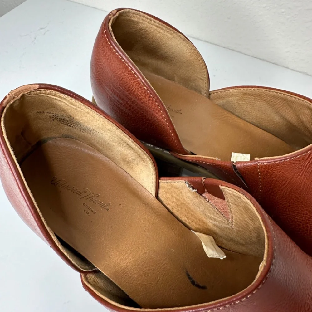 Universal Thread Women's Ankle Bootie Size 7.5 Rylie Brown‎ Slip on